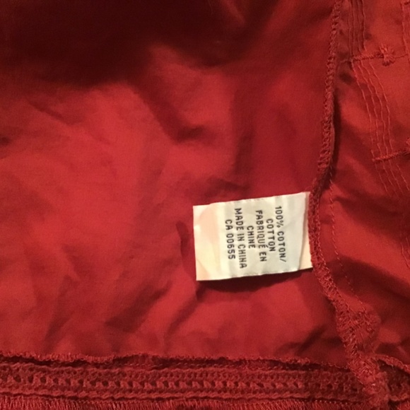 Red cotton embroidered and beaded blouse (M) - Picture 13 of 13